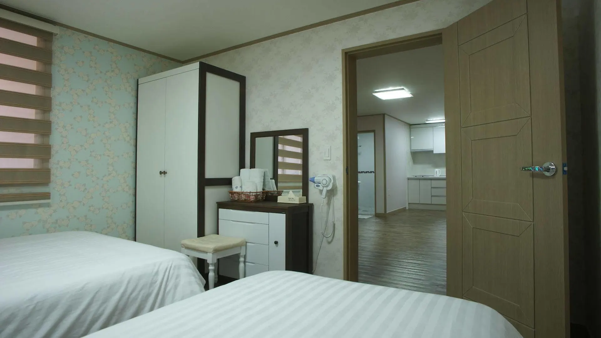Tamragio Residence Hotel Jeju